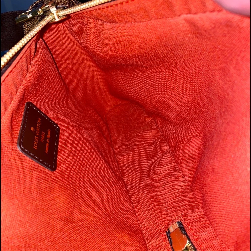 🧸🧸🧸 Authentic Louis Vuitton Geronimo Bodybag - Picture 13 of 15
